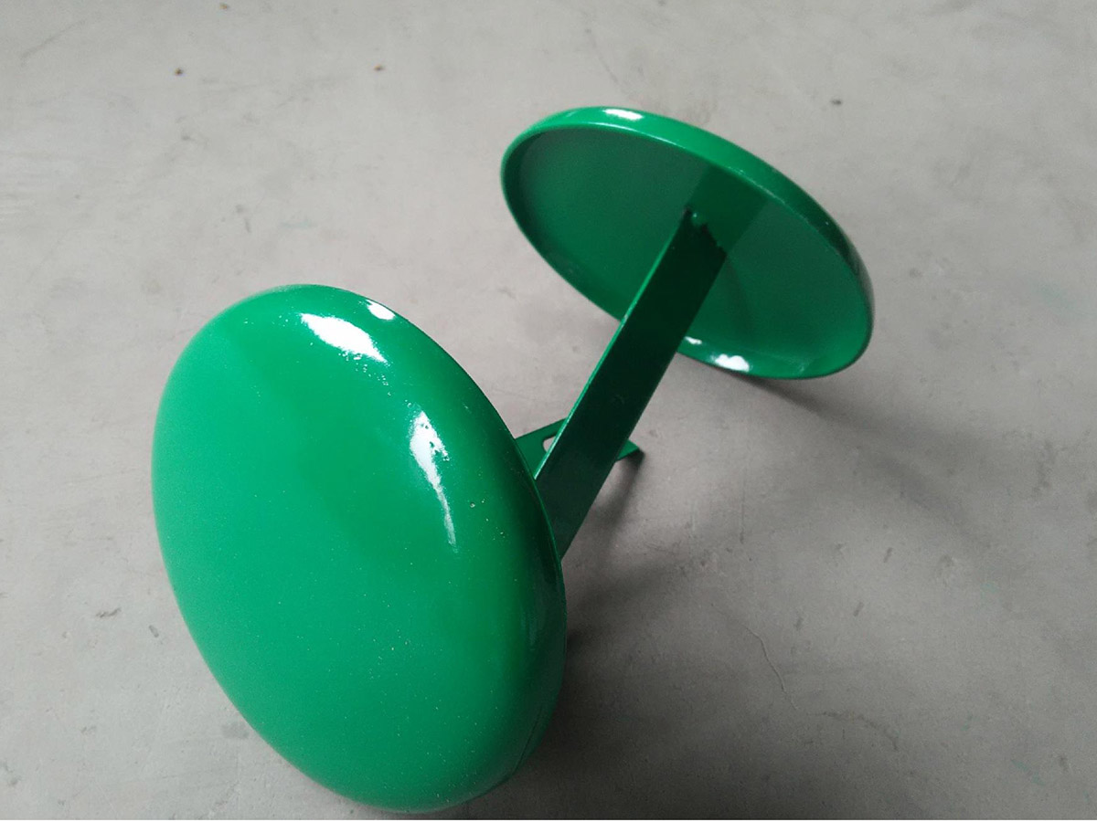 兩波護(hù)欄板噴塑柱帽
